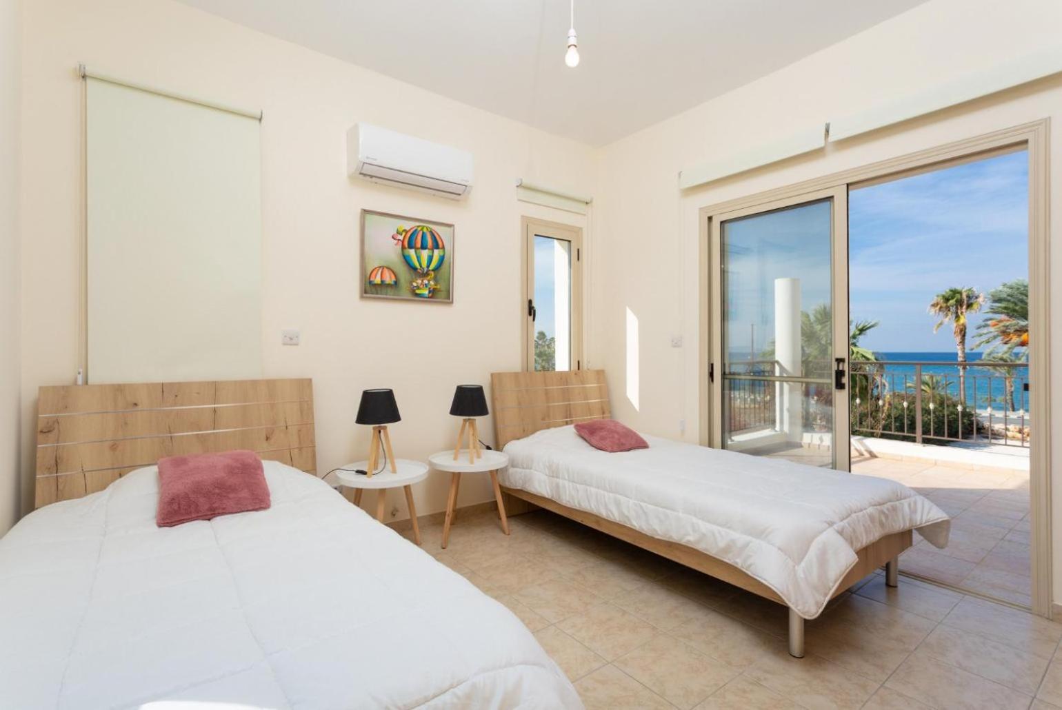 Villa Seashore One Pafos Dış mekan fotoğraf